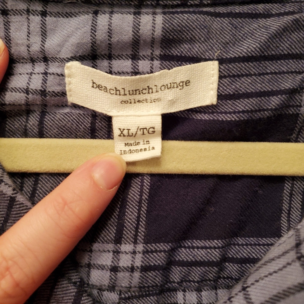Button Up Blouse - Picture 4 of 4